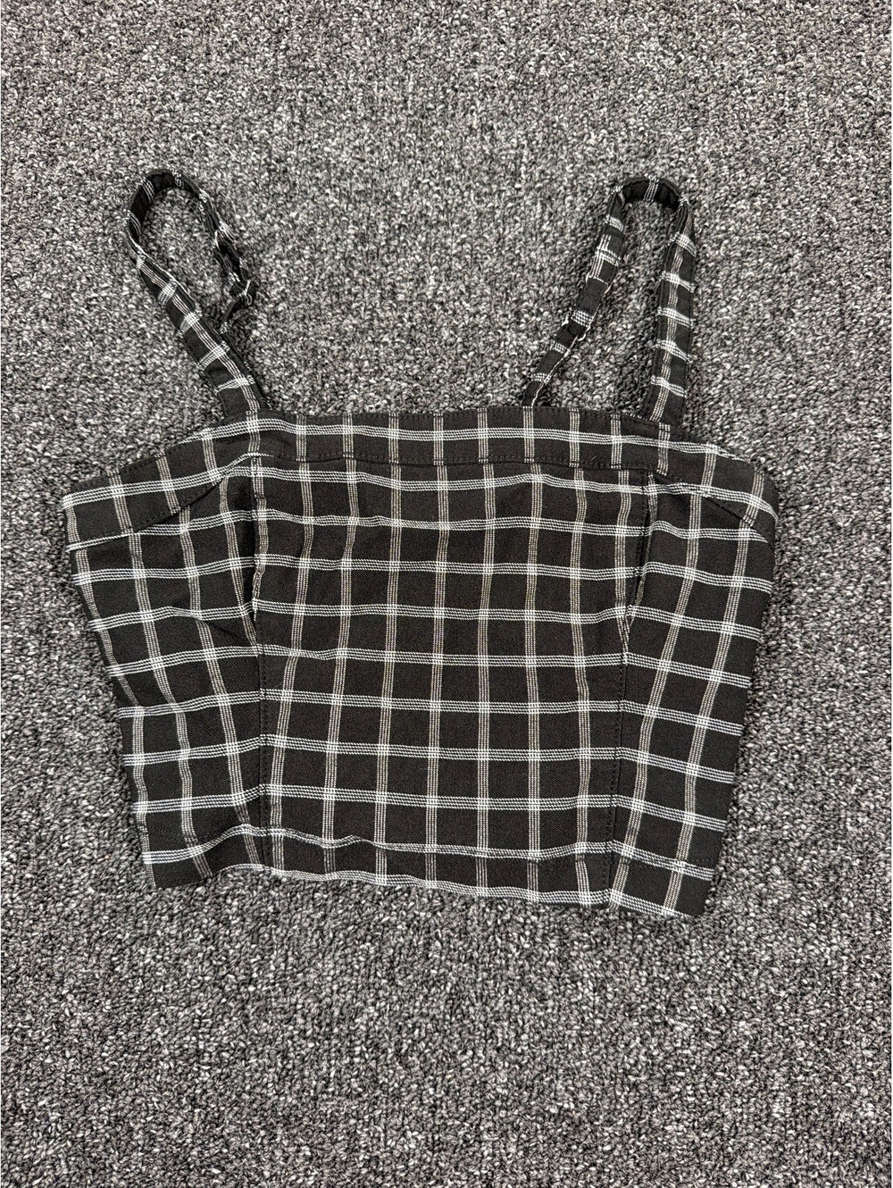 Hollister Women's Black and White Plaid Cropped Tank Top XS